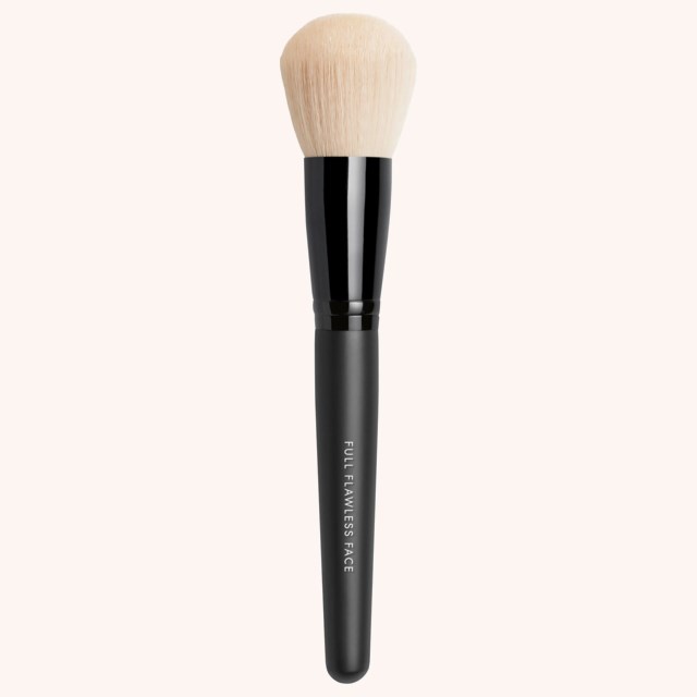 Full Flawless Application Face Brush