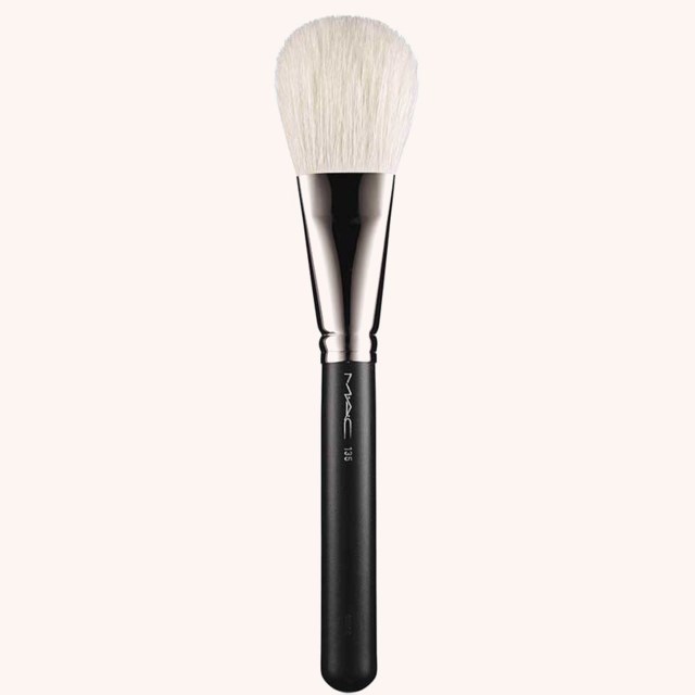 135 Synthetic Large Flat Powder Brush