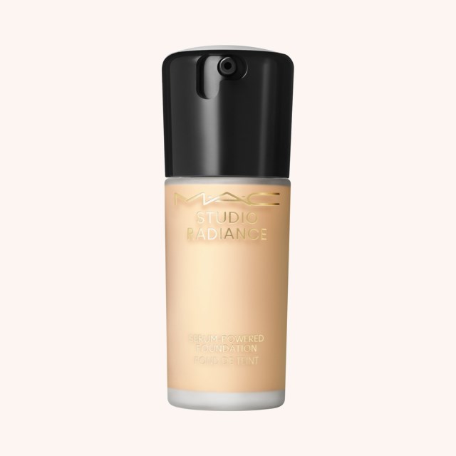 Studio Radiance Serum Powered Foundation NC 15